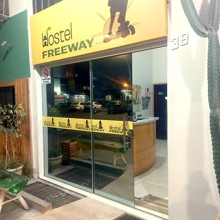 Hostel Freeway Brasília Exteriör bild